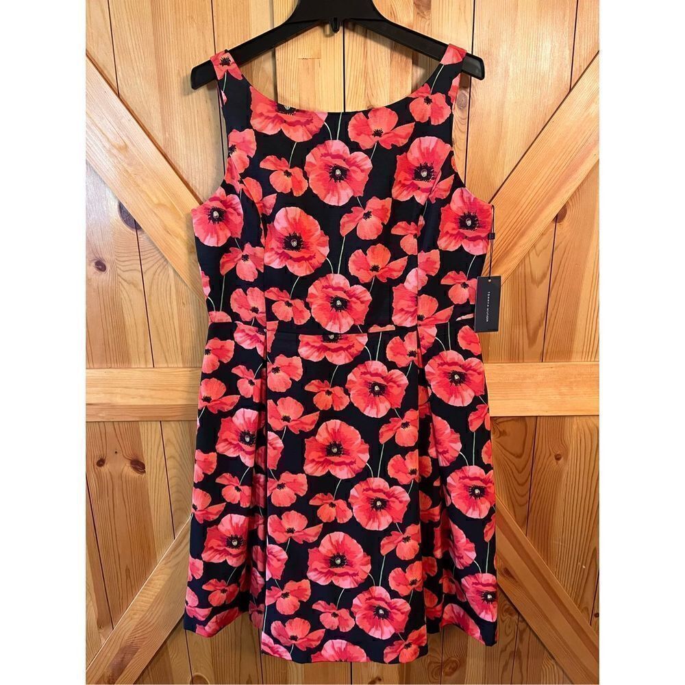Tommy Hilfiger Black/Red Floral Print Dress Size 14 nwt (1839)